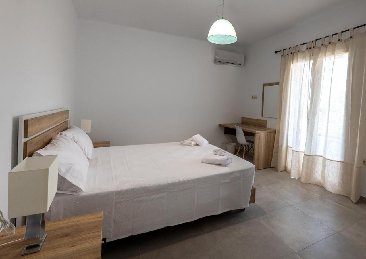 Nissea Apartments Naxos City エクステリア 写真