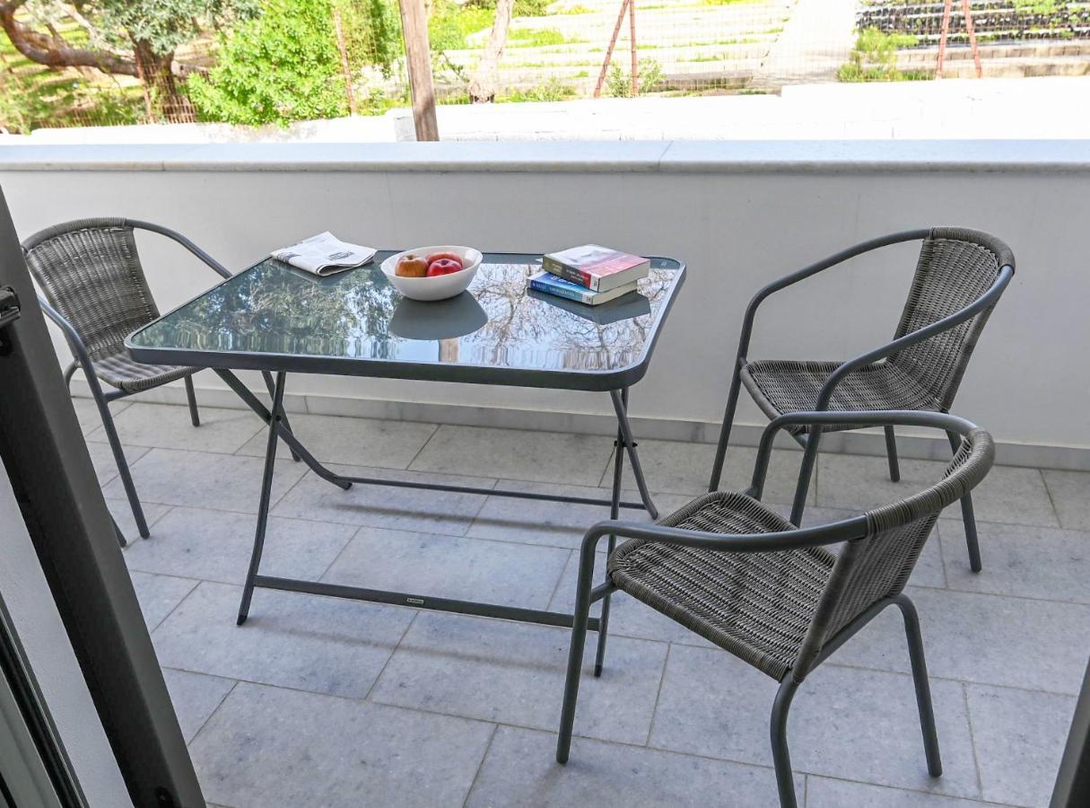 Nissea Apartments Naxos City エクステリア 写真